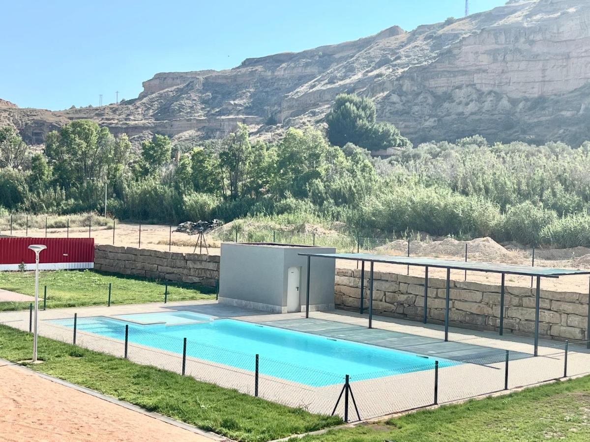Precioso Piso Monzon Terraza, Parking,Piscina,Zona De Juegos Monzón Eksteriør billede